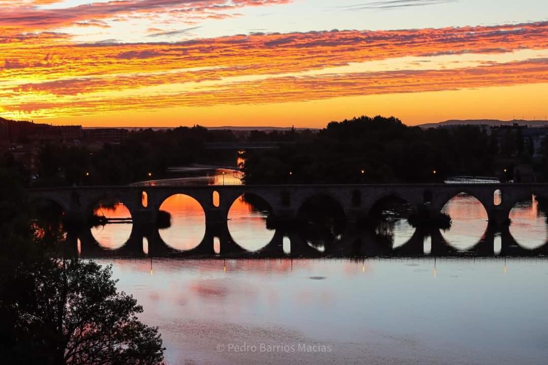 A Los Ojos Del Rio Duero Zamora Exterior photo